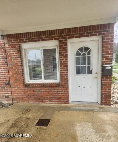 17 Buckingham Drive Lakewood NJ 08701