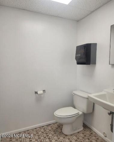 17 Buckingham Drive Lakewood NJ 08701
