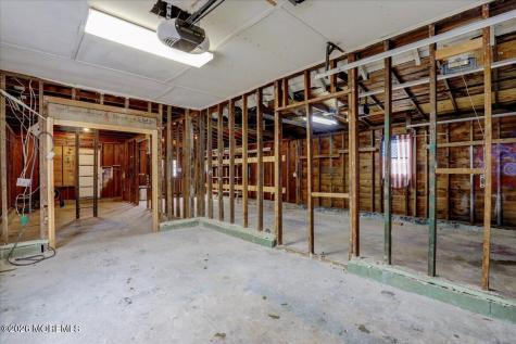 5215 State 34 Wall NJ 07727