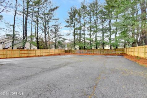 3384 Us Highway 9 Old Bridge NJ 08857