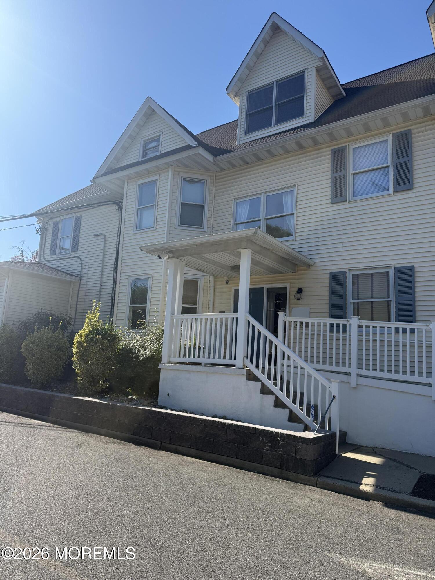208 Maple Avenue Red Bank NJ 07701