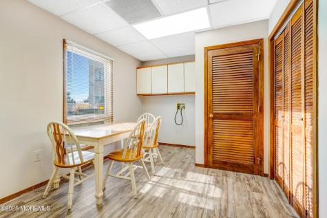 1163 Nj 37 Toms River NJ 08753