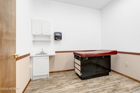 1163 Nj 37 Toms River NJ 08753