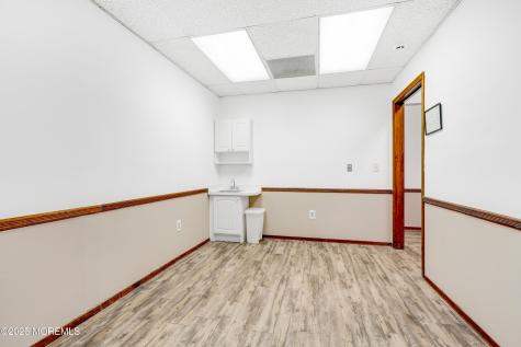 1163 Nj 37 Toms River NJ 08753