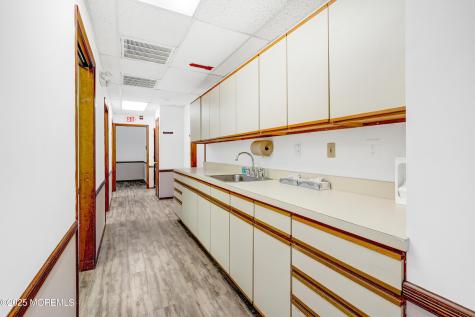 1163 Nj 37 Toms River NJ 08753