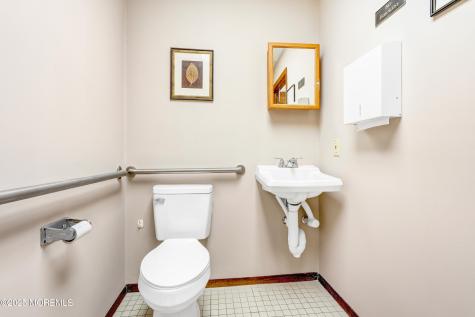 1163 Nj 37 Toms River NJ 08753