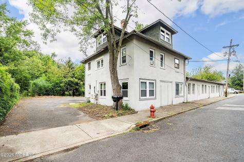 27 Boud Avenue Farmingdale NJ 07727
