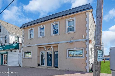 40 Carr Avenue Keansburg NJ 07734