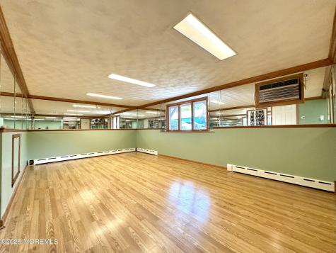 591 State Route 34 Matawan NJ 07747