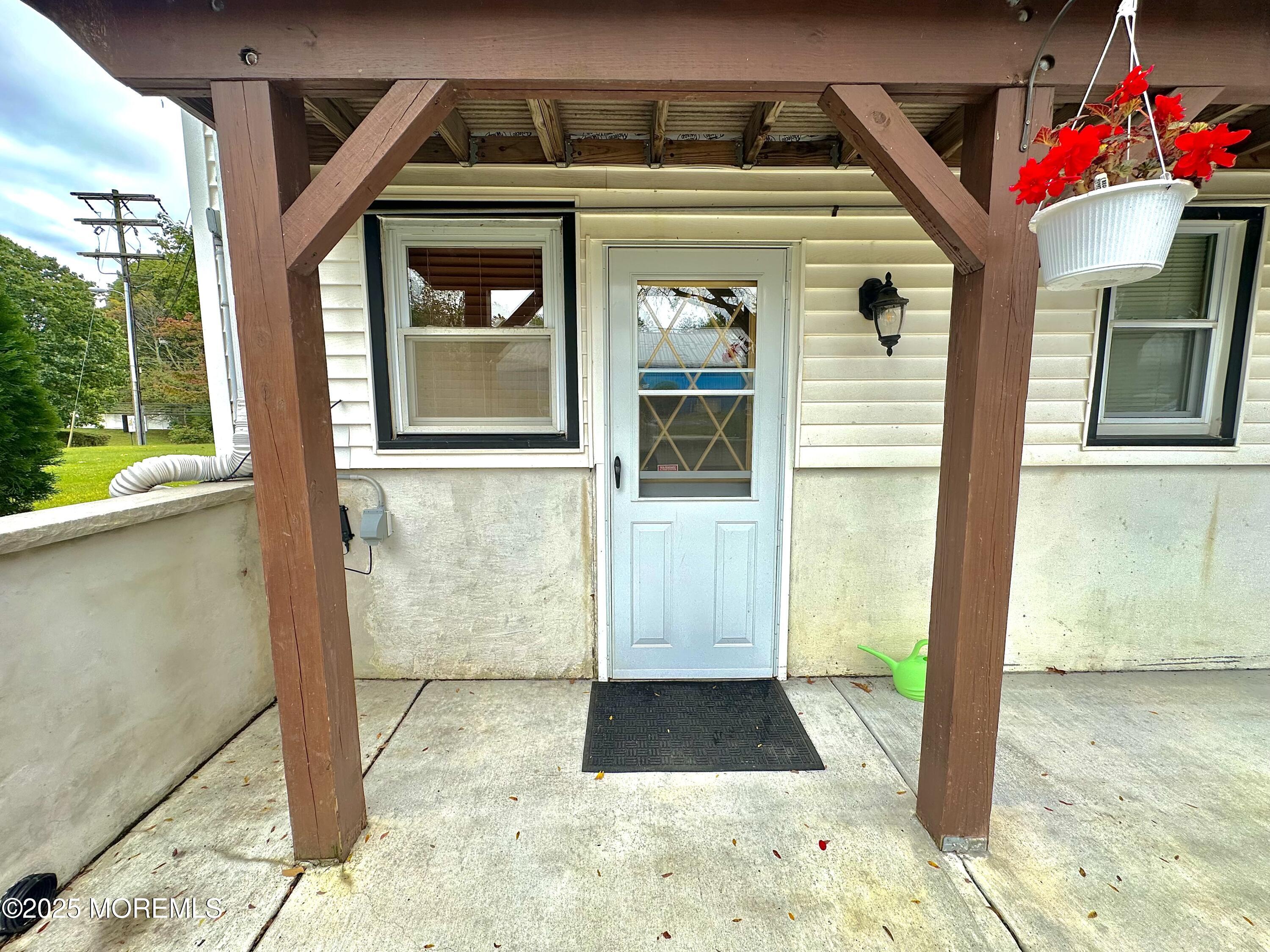 591 State Route 34 Matawan NJ 07747