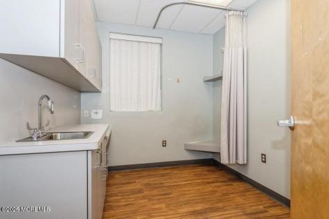 233-235 Main Street Matawan NJ 07747