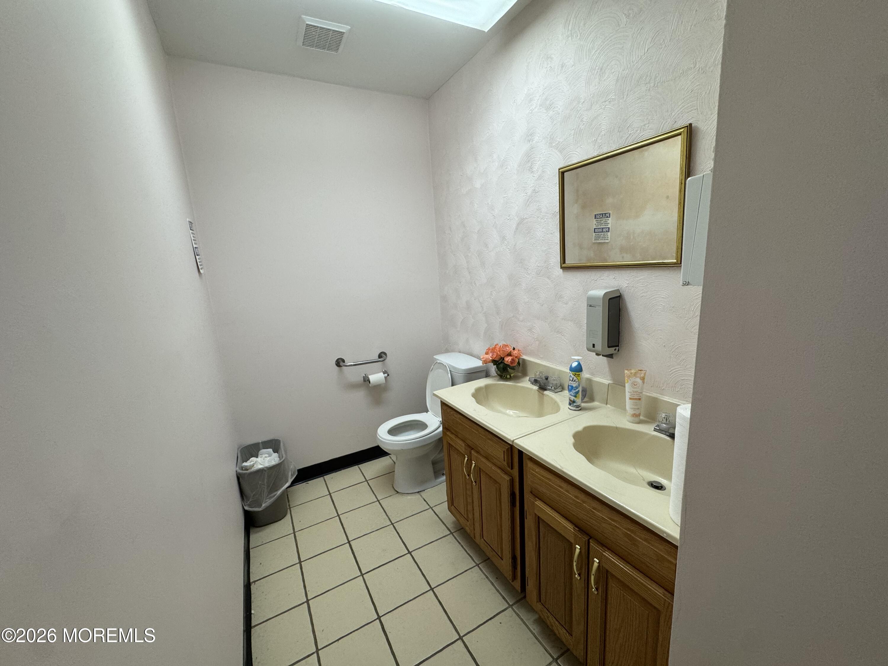 285 Shrewsbury Avenue Red Bank NJ 07701