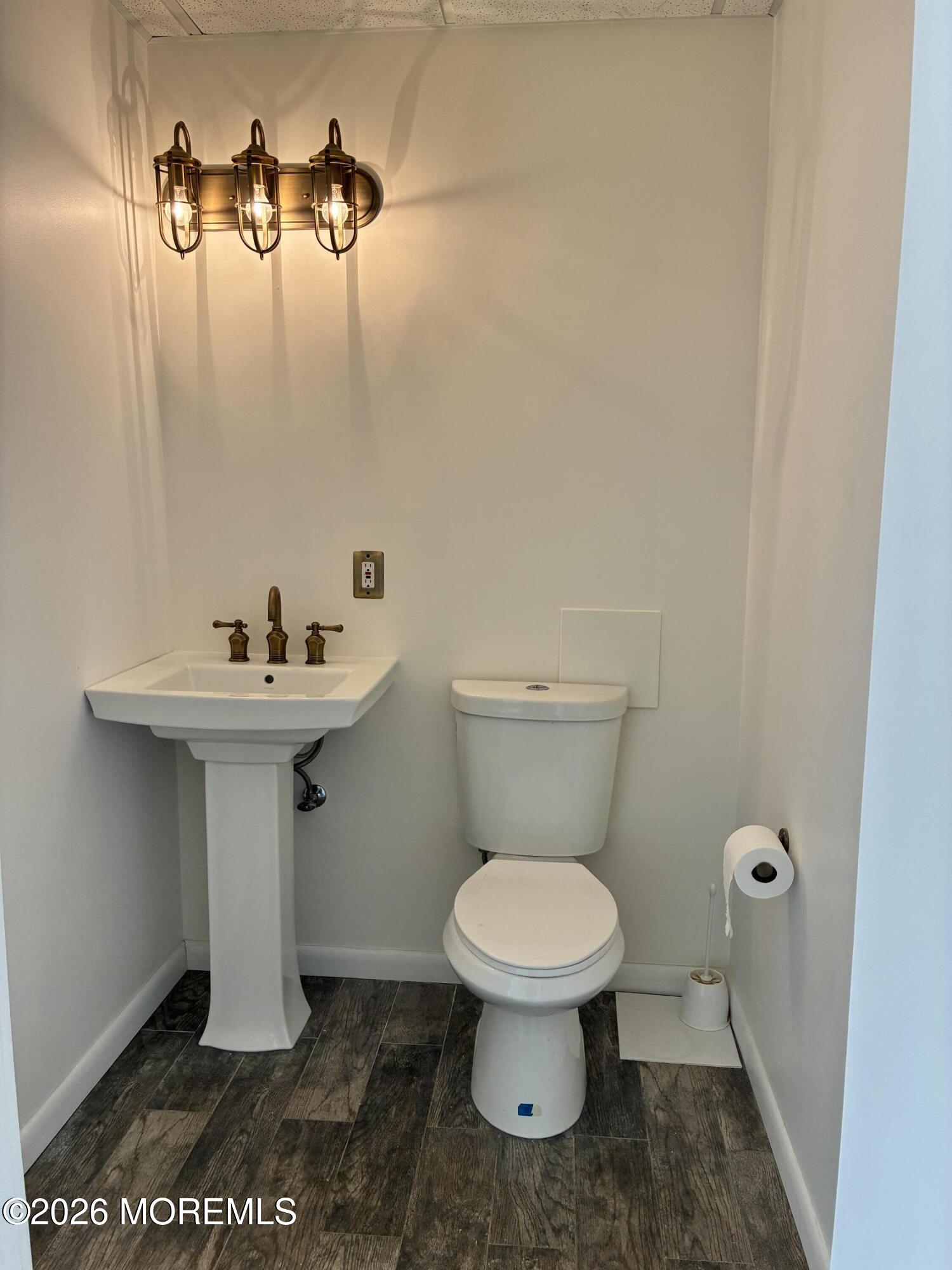 20 W Lincoln Avenue Atlantic Highlands NJ 07716
