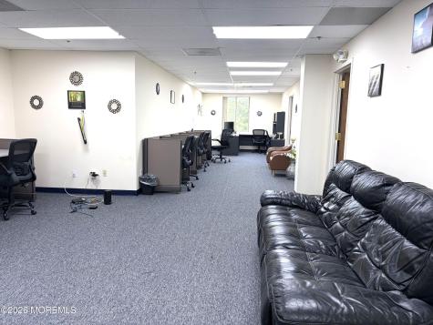 515 Plainfield Avenue Edison NJ 08817