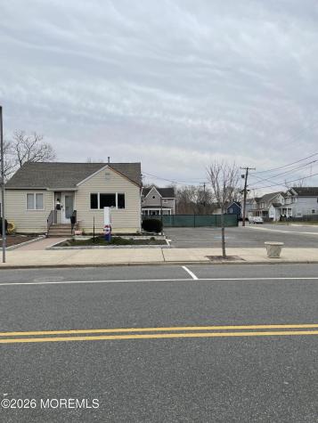 30 Union Avenue Lakehurst NJ 08733