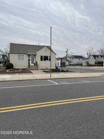 30 Union Avenue Lakehurst NJ 08733