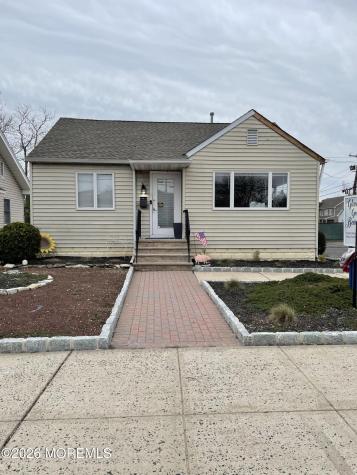 30 Union Avenue Lakehurst NJ 08733
