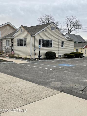 30 Union Avenue Lakehurst NJ 08733