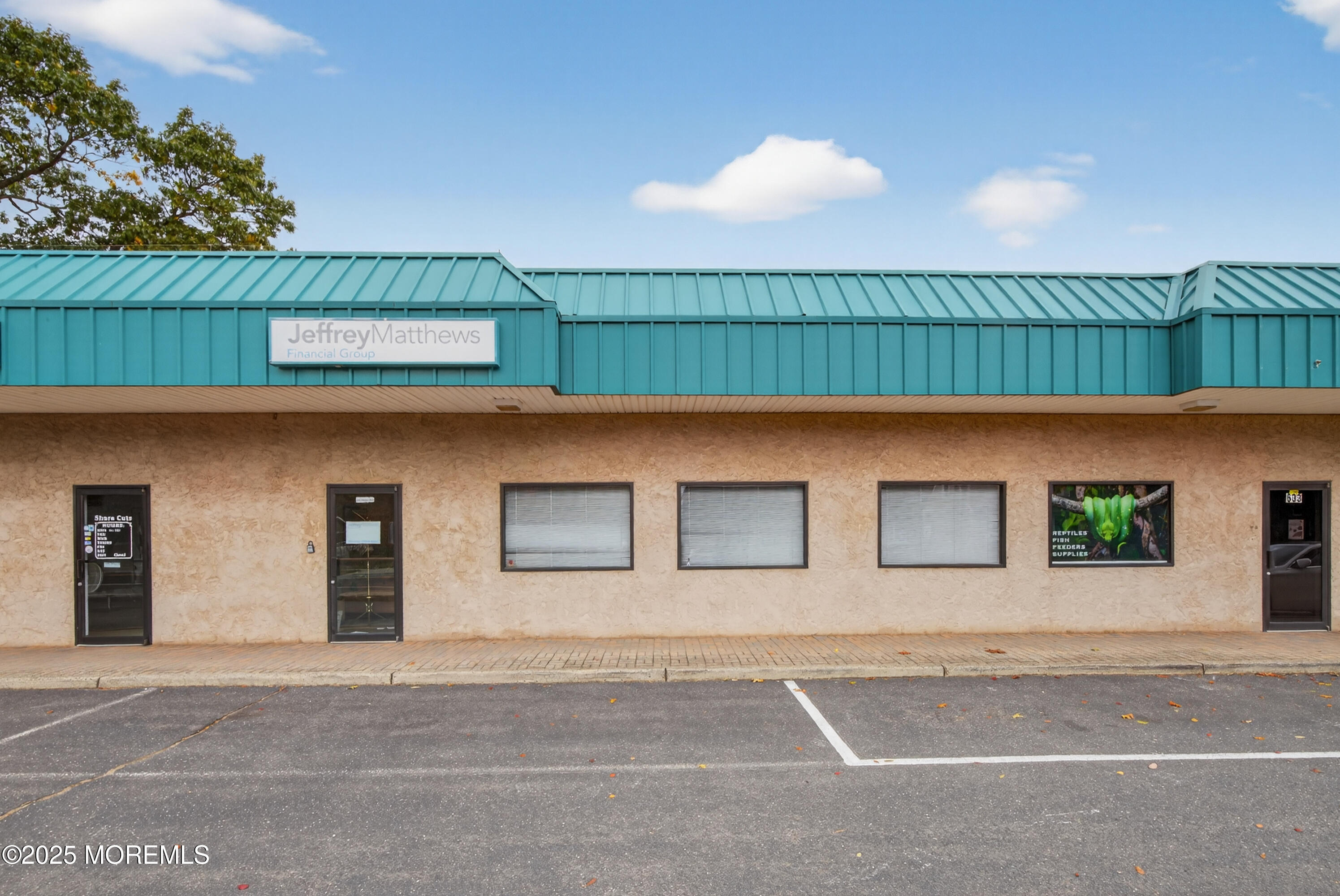 635 Palmer Avenue Hazlet NJ 07734