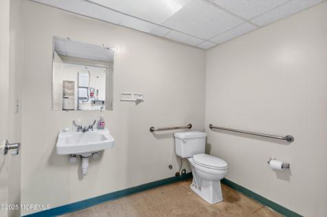 635 Palmer Avenue Hazlet NJ 07734