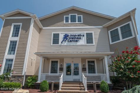 15-17 E Railroad Avenue Middlesex NJ 08846