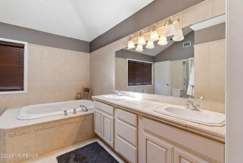 801 Hughes Drive Hamilton NJ 08609
