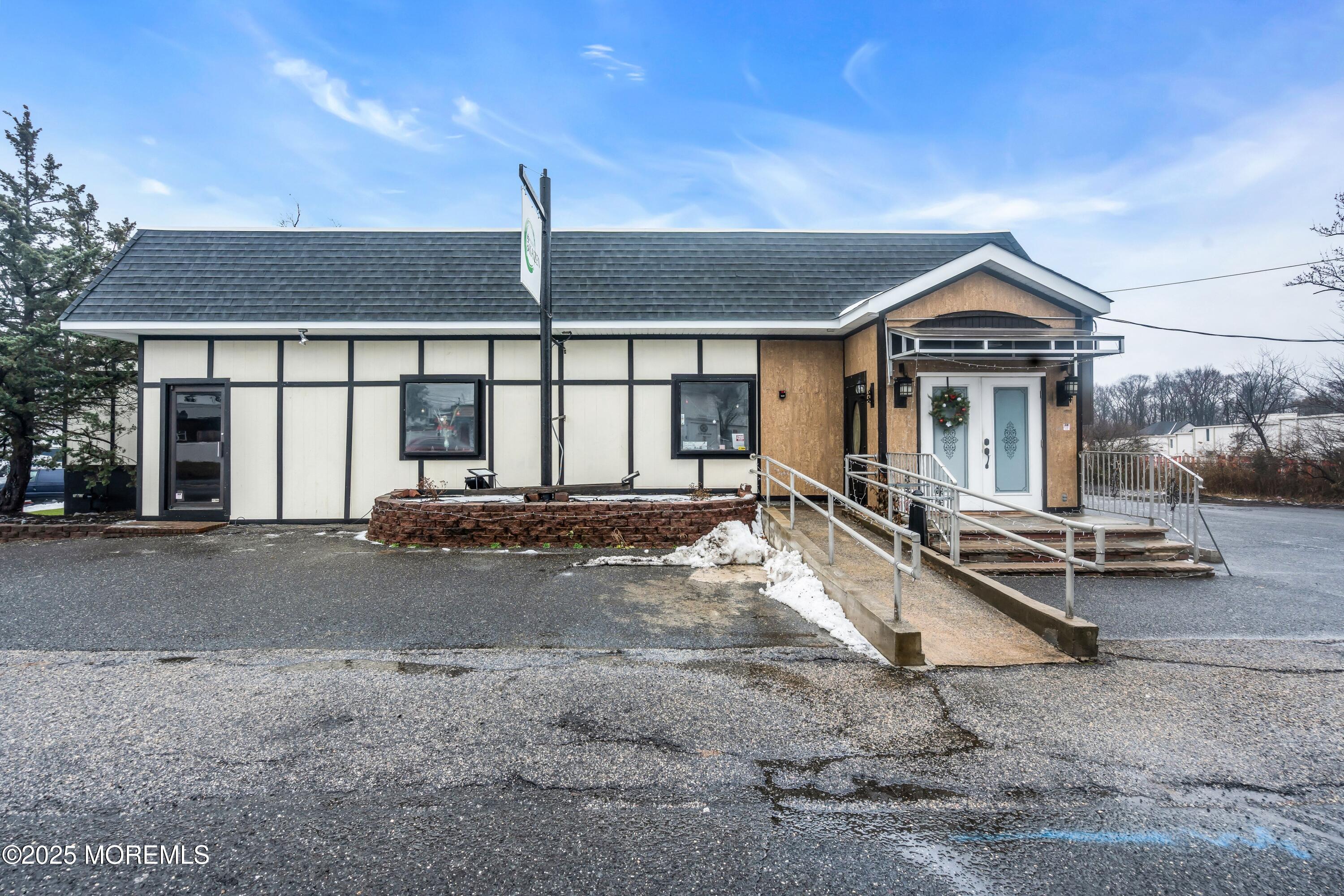 392 Route 34 Matawan NJ 07747