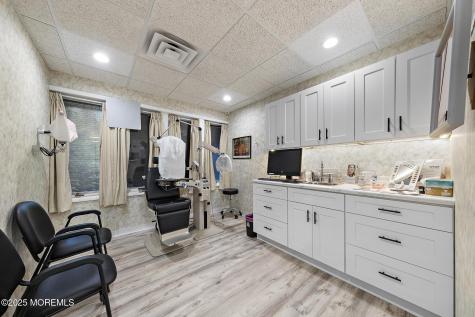 257 Monmouth Road Oakhurst NJ 07755