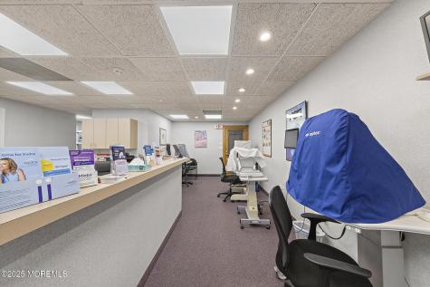 257 Monmouth Road Oakhurst NJ 07755