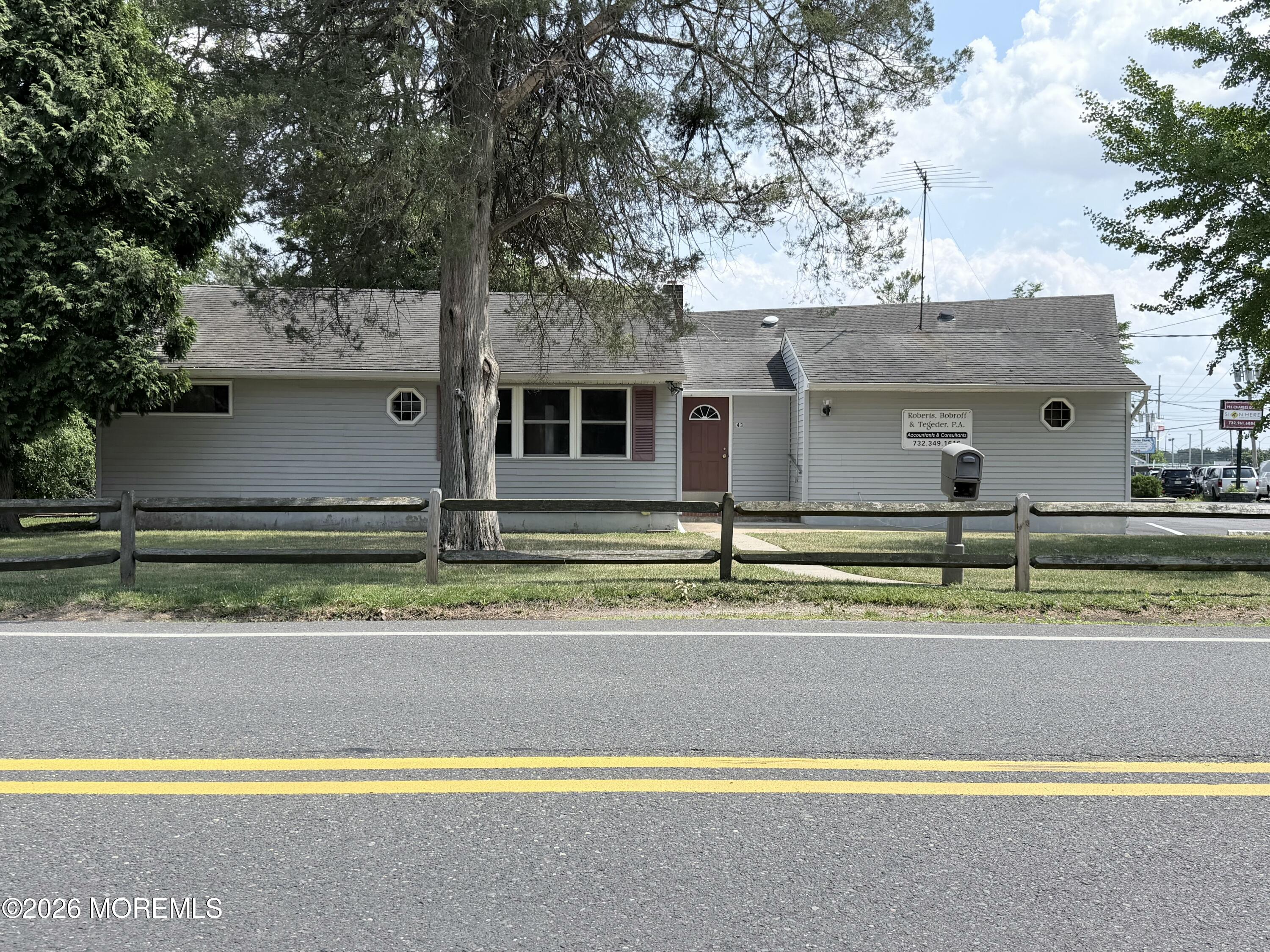 43 Cedar Grove Road Toms River NJ 08753