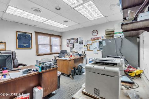 2337 Us-9 Toms River NJ 08755