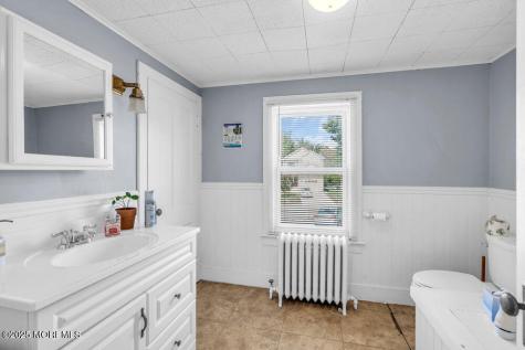 122 Lien Street Toms River NJ 08753