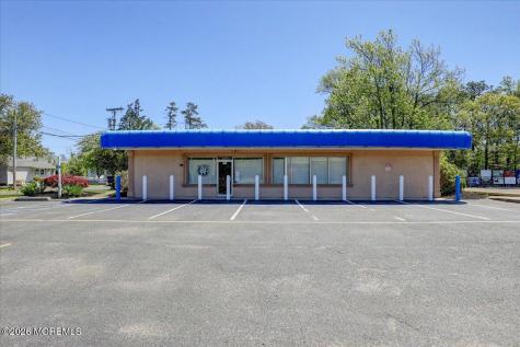 557 Fischer Boulevard Toms River NJ 08753
