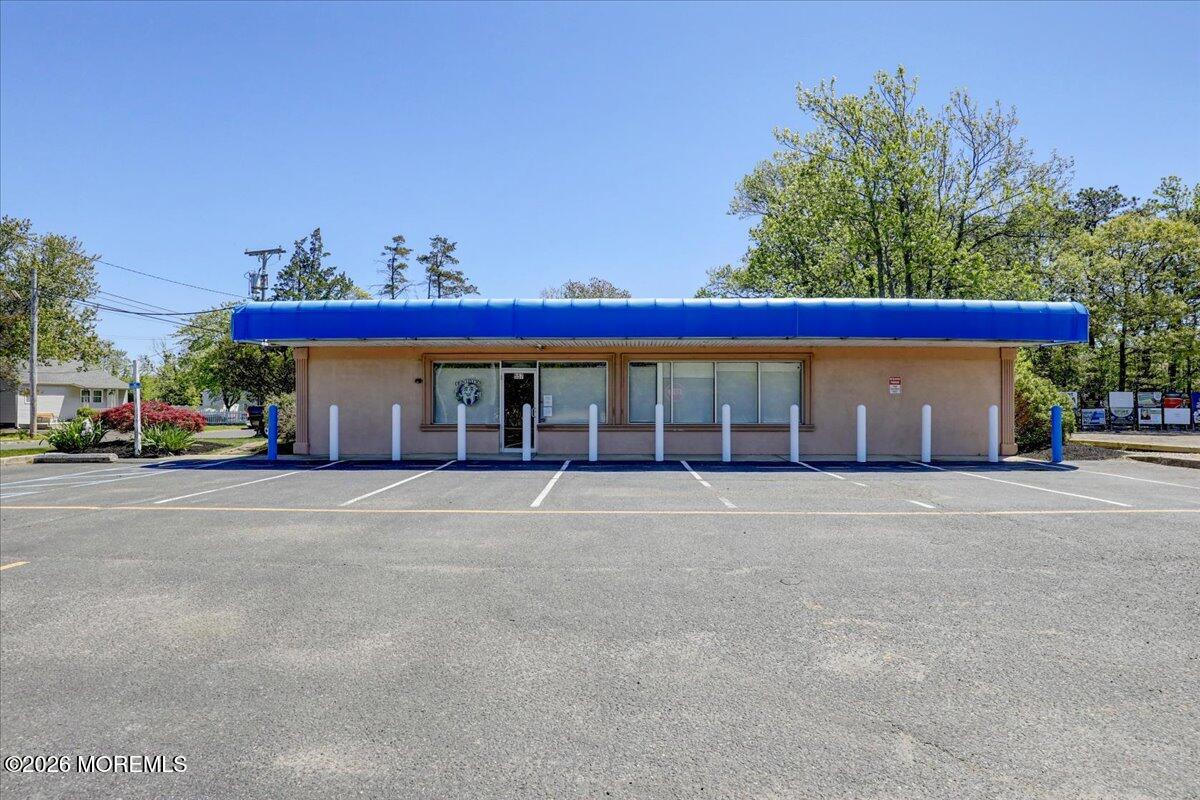 557 Fischer Boulevard Toms River NJ 08753