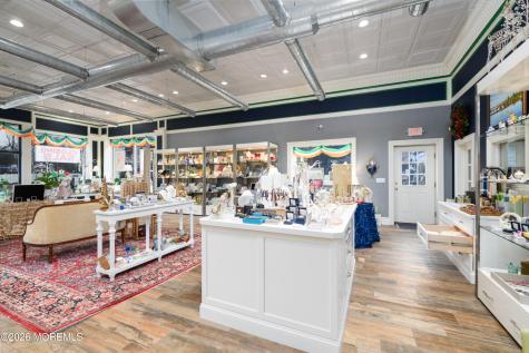 7 W River Road Rumson NJ 07760