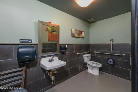 2100 35 Sea Girt NJ 08750