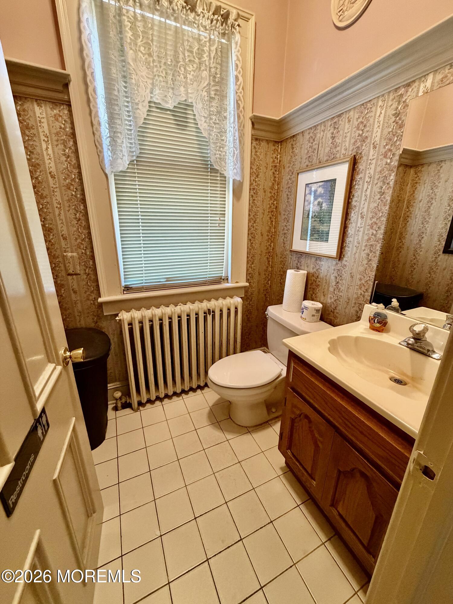 90 W Main Street Freehold NJ 07728