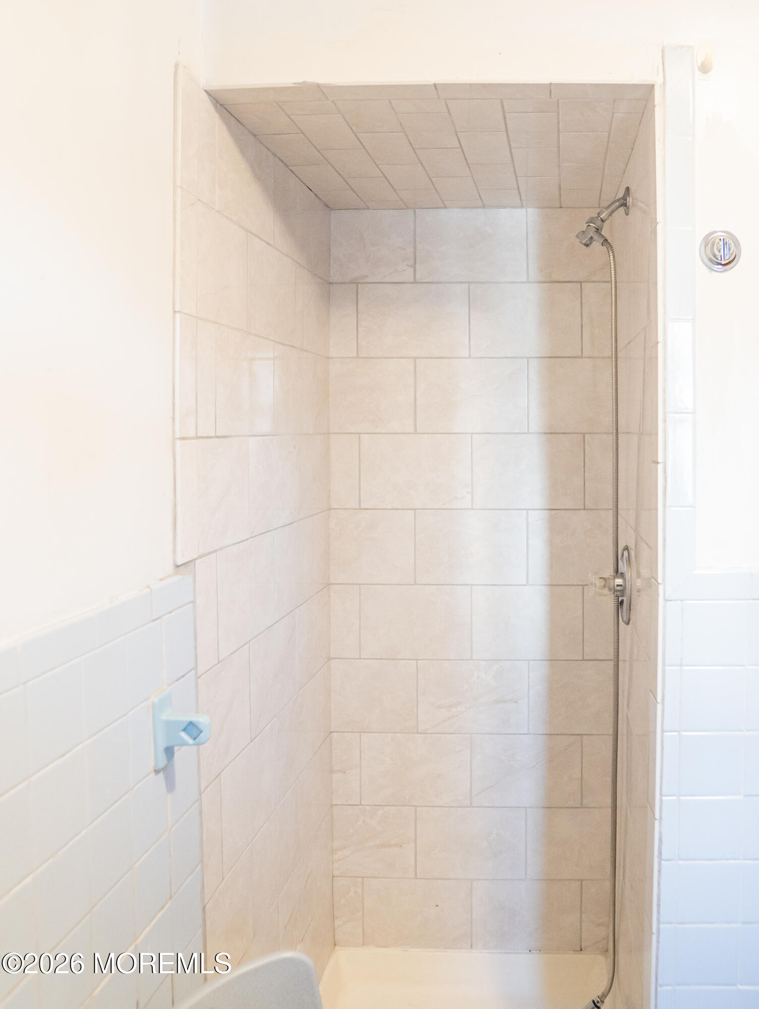 212-214 Clifton Avenue Newark NJ 07104
