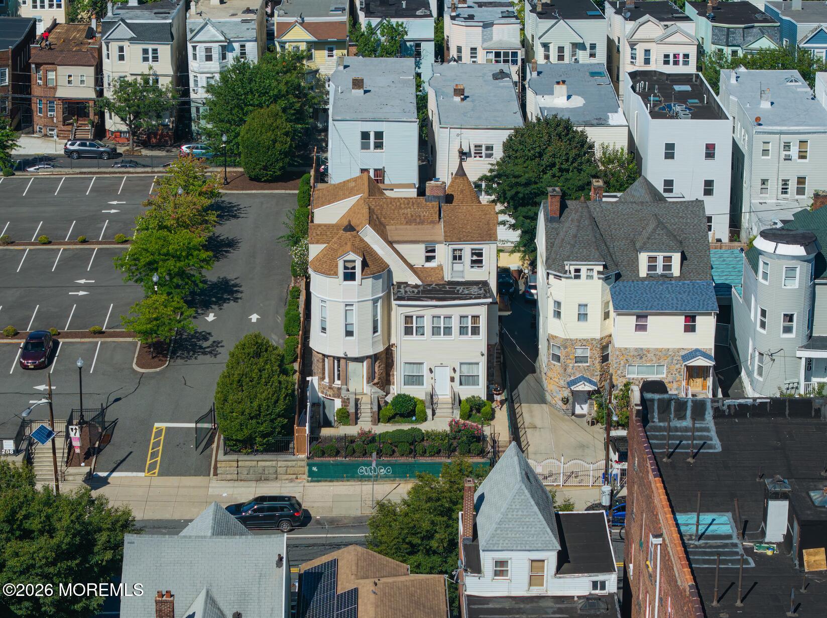 212-214 Clifton Avenue Newark NJ 07104
