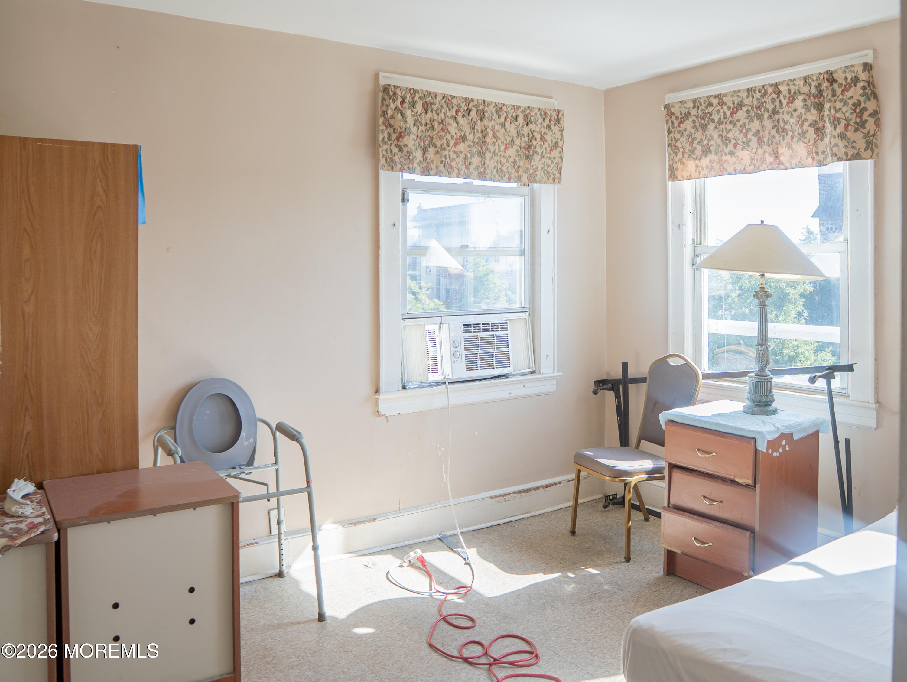 212-214 Clifton Avenue Newark NJ 07104