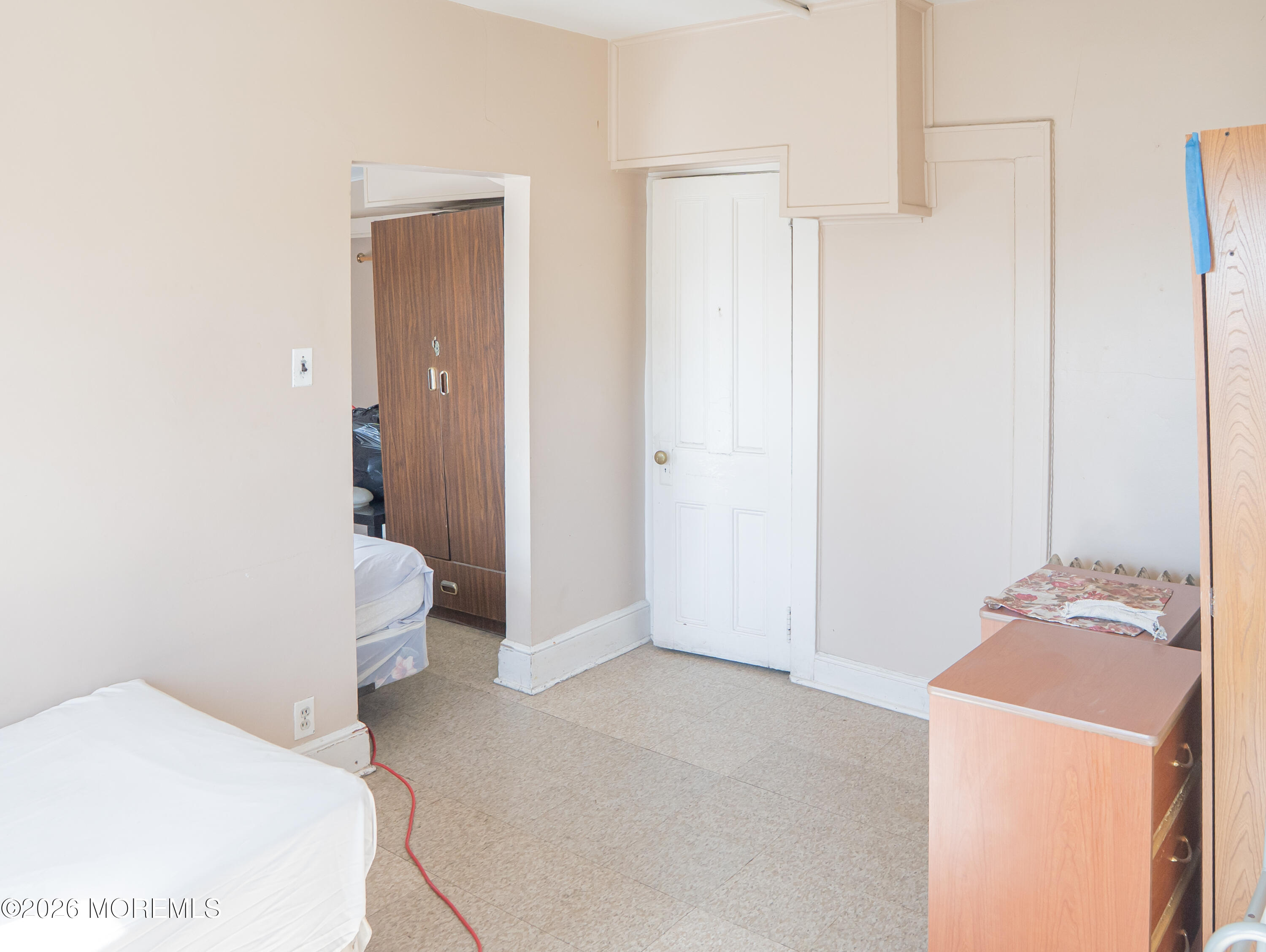 212-214 Clifton Avenue Newark NJ 07104