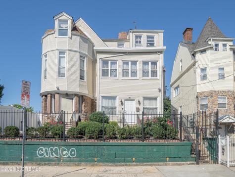 212-214 Clifton Avenue Newark NJ 07104