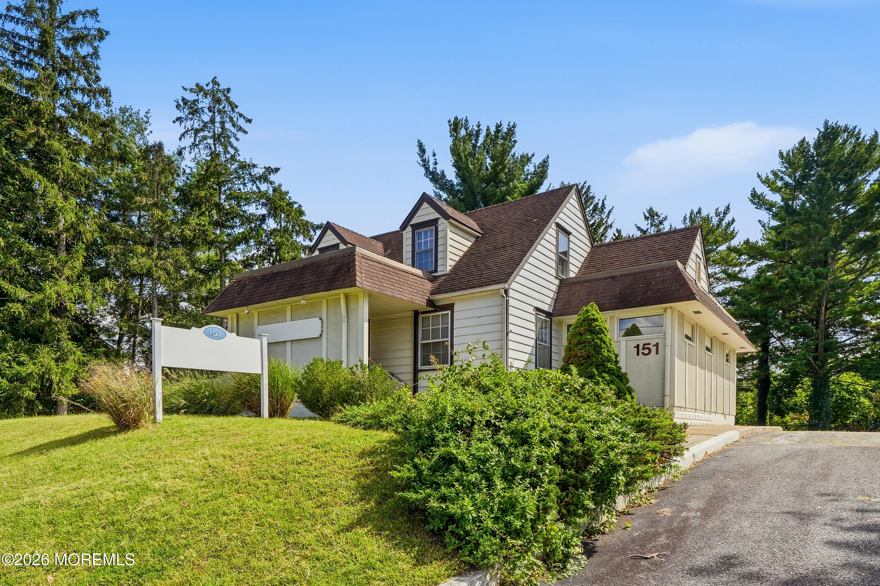 151 Nj-37 Toms River NJ 08755