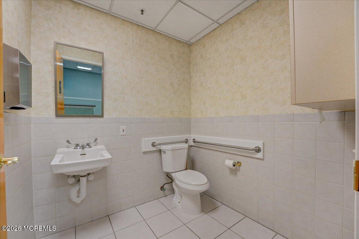 2101 County Road 516 Old Bridge NJ 08857