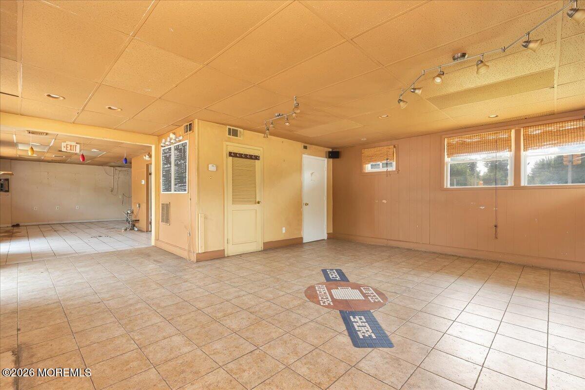 64 Thompson Avenue Leonardo NJ 07737
