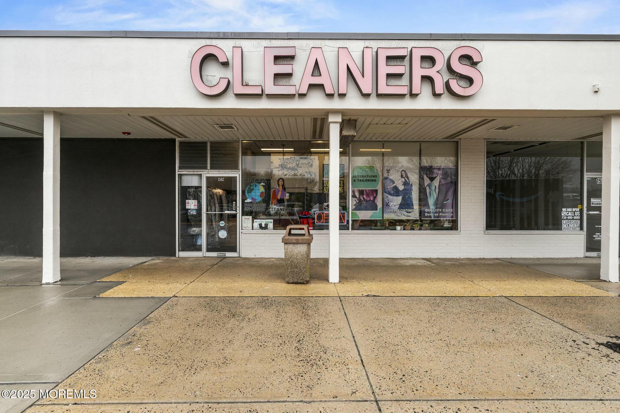 1582 S Nj-35 Plaza S Ocean Twp NJ 07712