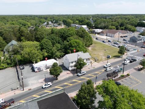 17 E Main Street Tuckerton NJ 08087