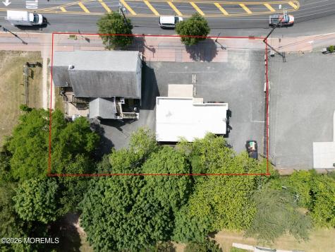17 E Main Street Tuckerton NJ 08087