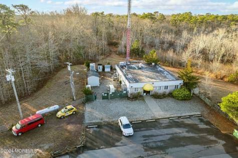 641 Beach Avenue Manahawkin NJ 08050