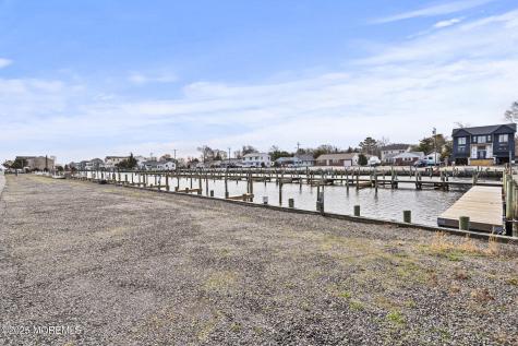76 Oregon Waretown NJ 08758
